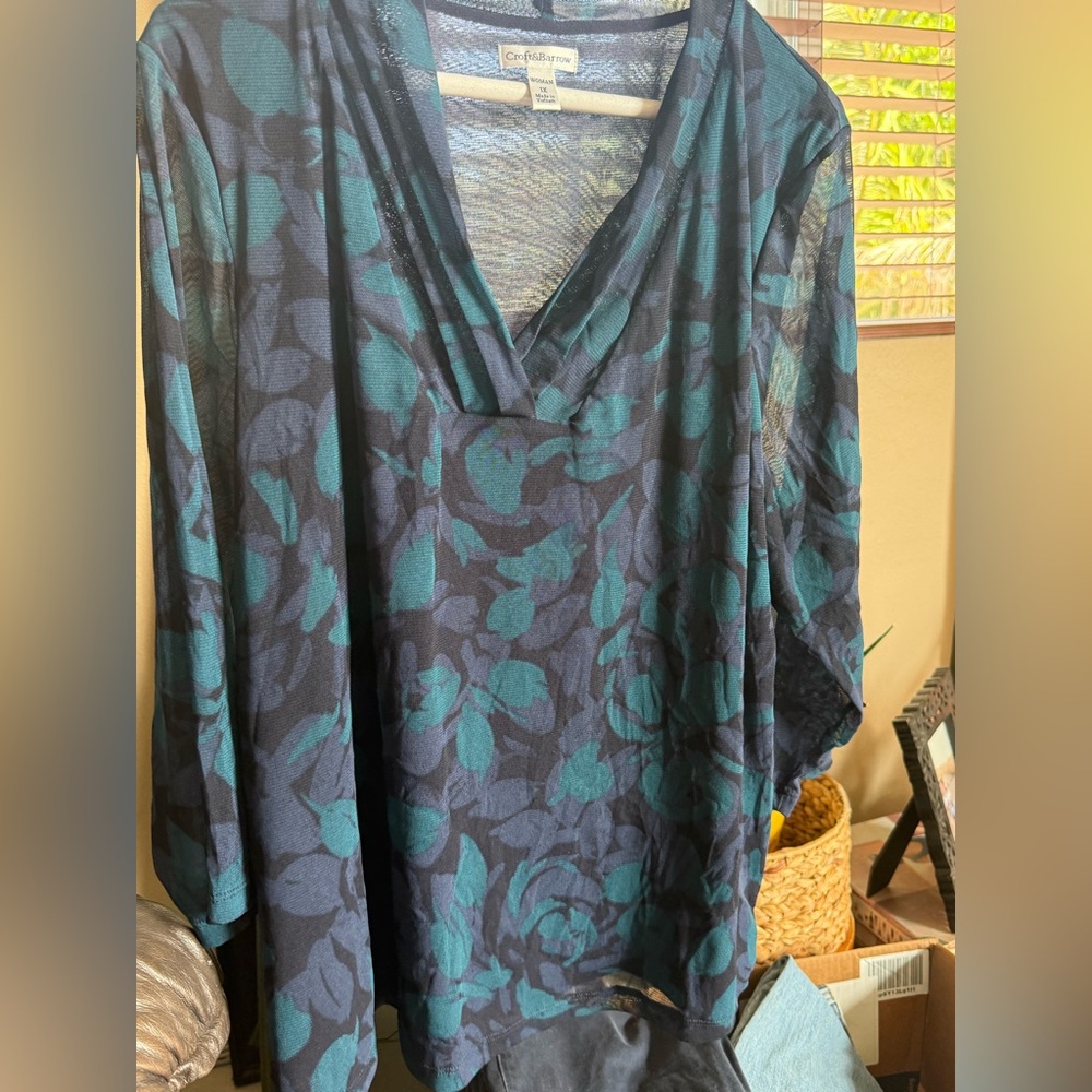 Croft & Barrow Dark Blue Knit Top